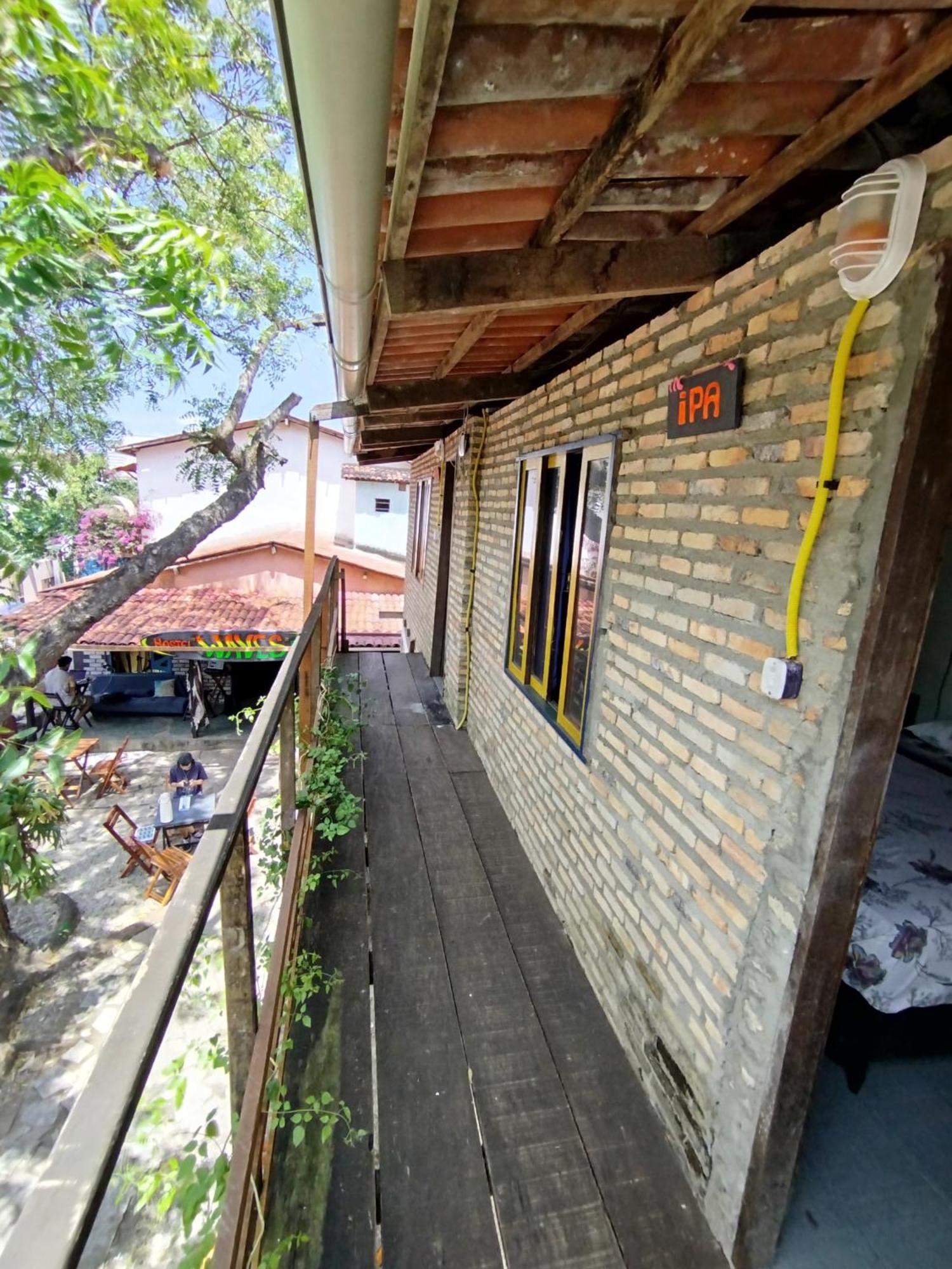 Waves Hostel & Pub Praia de Pipa Ngoại thất bức ảnh